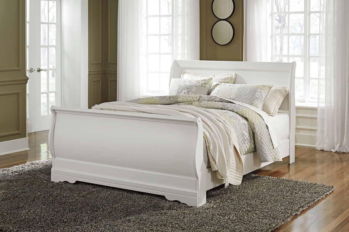 Anarasia - White - Queen Sleigh Bed - EZ Furniture Sales & Leasing