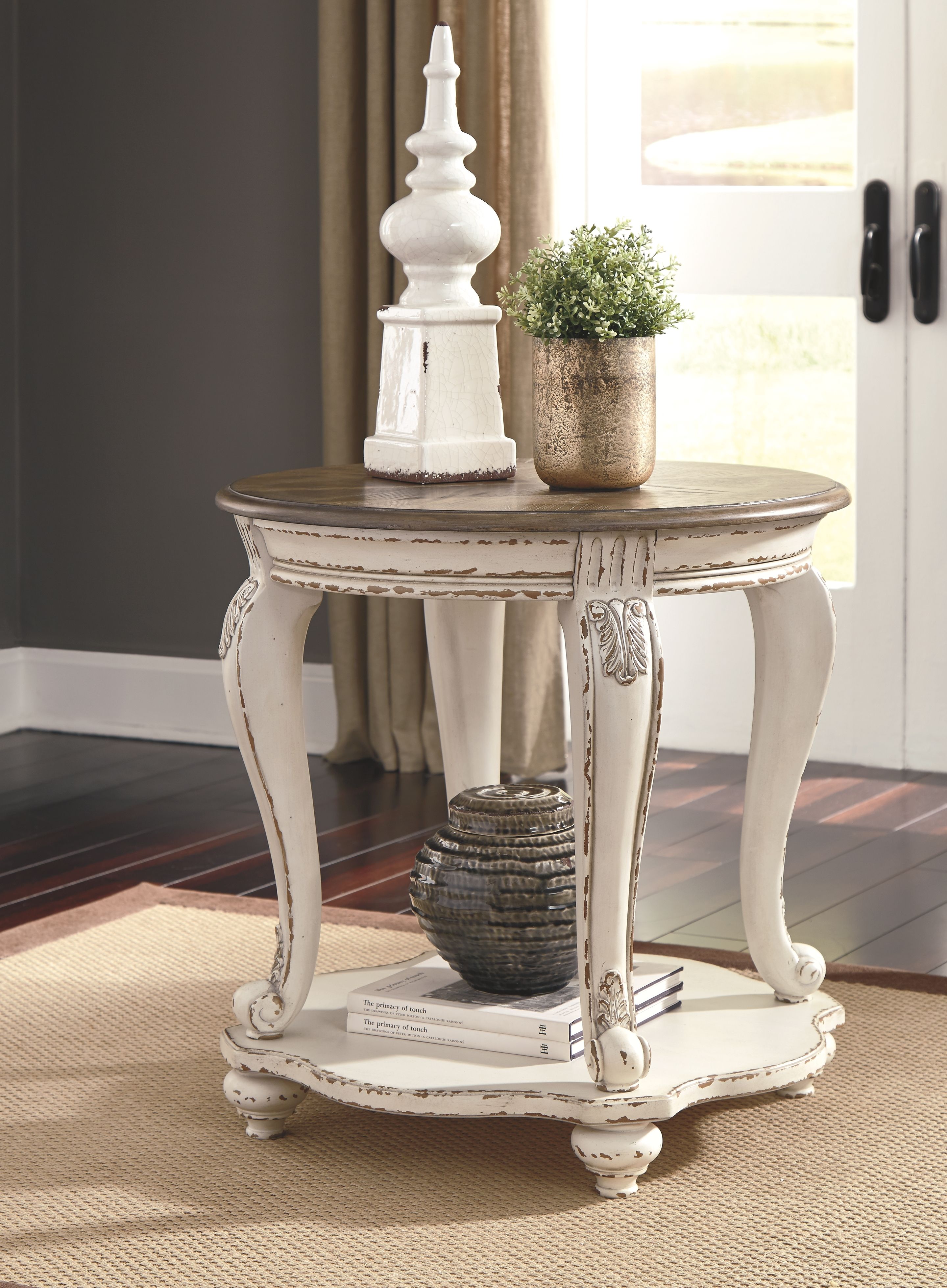 Realyn - White/Brown - Round End Table - EZ Furniture Sales & Leasing