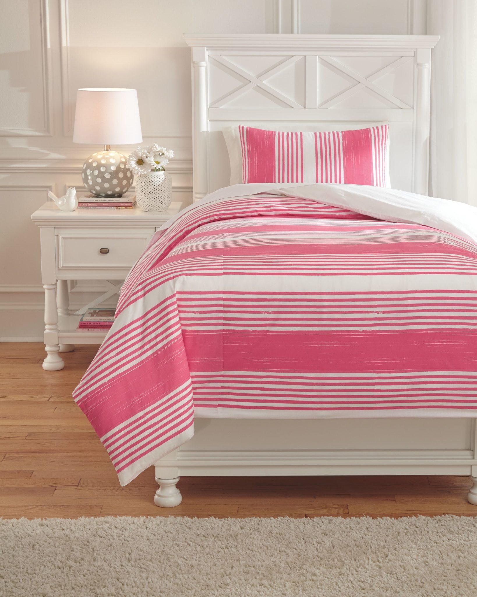Taries - Pink - Twin Duvet Cover Set - EZ Furniture Sales & Leasing