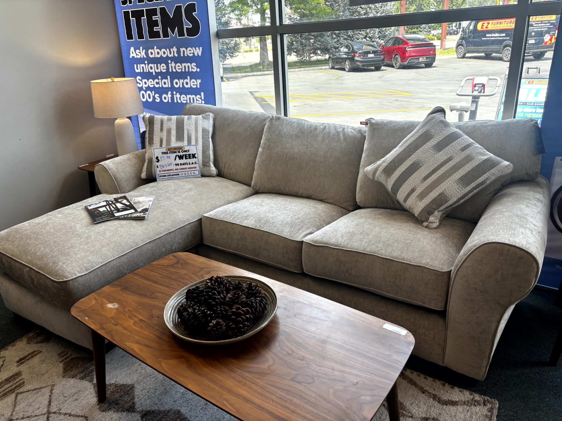 Legends Athena - Reversible Sofa Chaise - Image 2